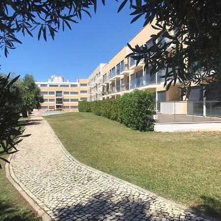 Two Bedroom Stylish Apartment. * Tavira