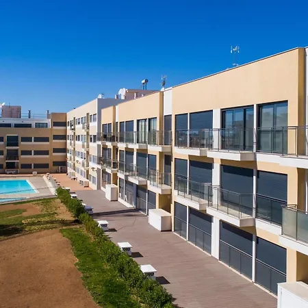 Apartamento Two Bedroom Stylish Apartment.