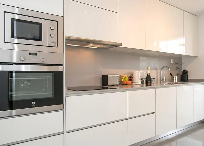 Two Bedroom Stylish Apartment. Apartamento Tavira